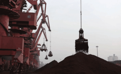El mineral de hierro de China extiende las ganancias a 3 años de alto, optimista perspectiva de acer
