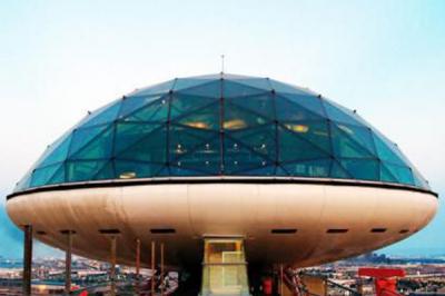 Hesperia Tower - Glass Dome