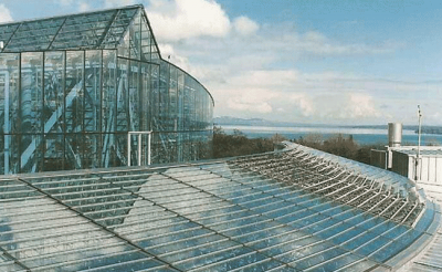 Fachadas y techos acristalados con soporte de acero